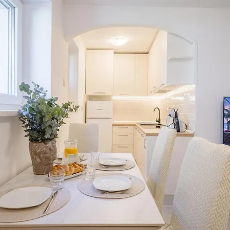 Apartament No.3